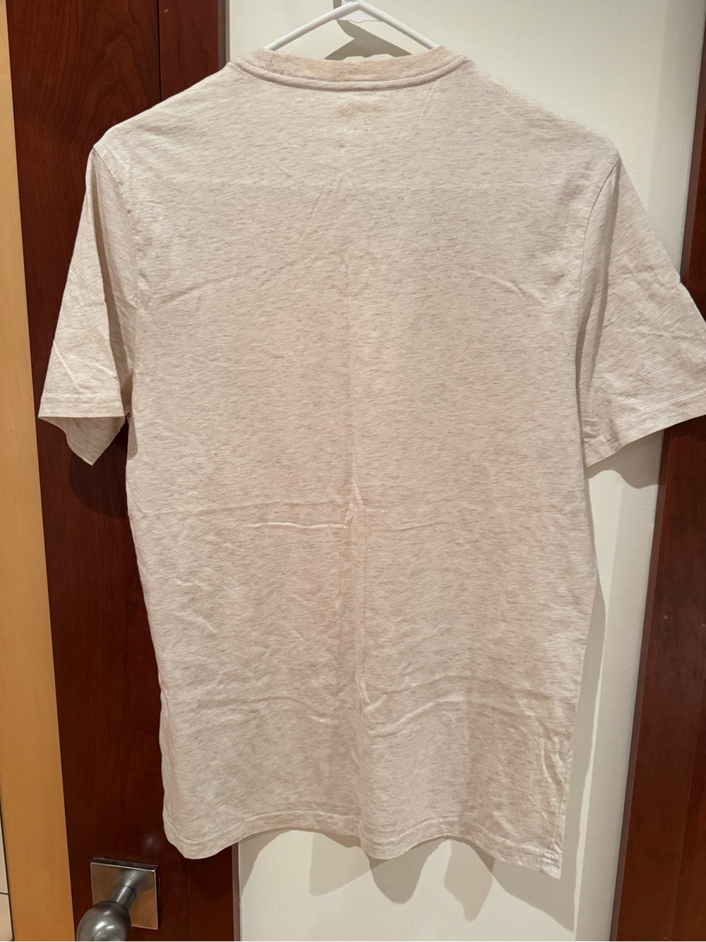 Everlane Men's Crewneck Tee in Light Beige Heather - Picture 3 of 5